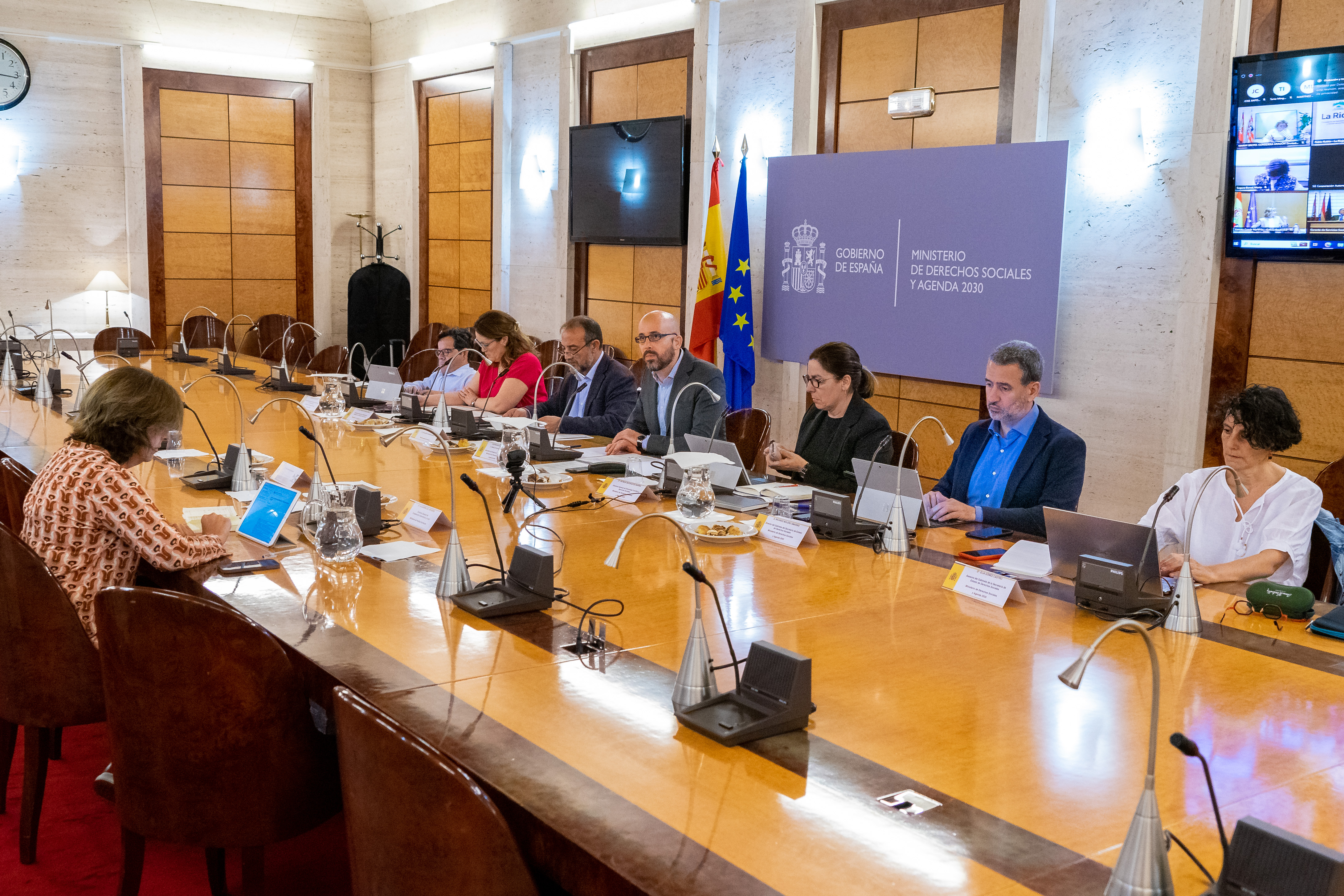 Vista general de la sala de consejos del edificio que alberga los Servicios Centrales del Imserso en Madrid en donde ha tenido lugar la reunión